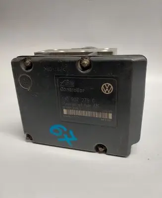 Volkswagen Golf IV ABS Pump