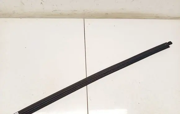 Ford Ka Rear door glass trim molding E3B5A25860AC