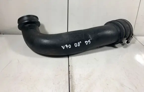 Volvo V70 Intercooler hose/pipe 6896526