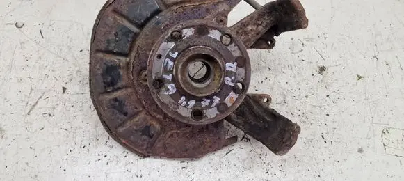 Volkswagen Jetta V Front wheel hub