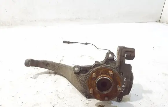Jaguar XJ X351 Front wheel hub AW933K186AA