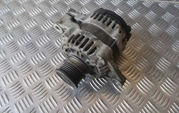 Opel Insignia A Generator/alternator 13502583