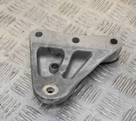 Volkswagen Polo VI Engine mounting bracket 6R0199185A