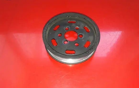 Skoda Octavia Mk1 (1U) Power steering pump pulley 038145255B