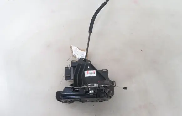 Skoda Fabia Mk2 (5J) Front door lock 3B1837015AN