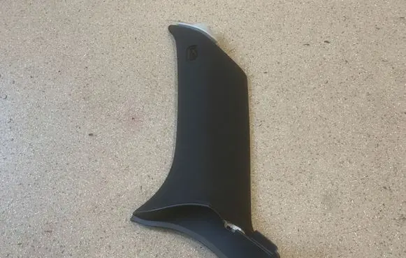 Mercedes-Benz GLC X253 C253 (C) pillar trim A2536907001