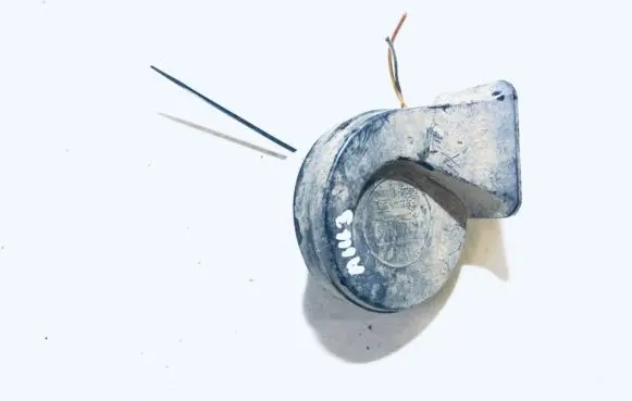 Ford Focus Horn signal e335717