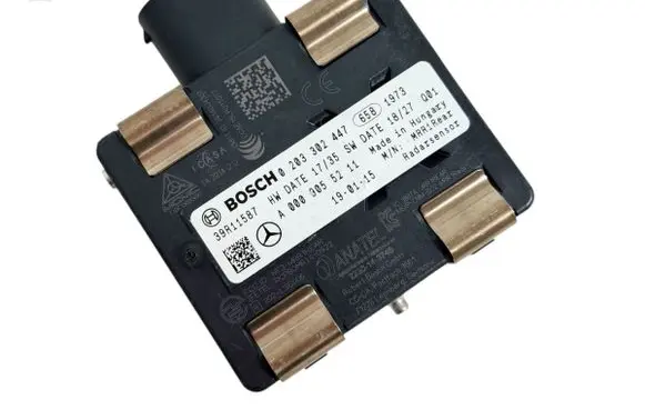 Mercedes-Benz EQA Distronic sensor radar A0009055211