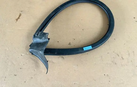 Chevrolet Camaro Rubber seal loading door 