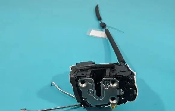 MG MG3 III Front door lock IMPRK1576641
