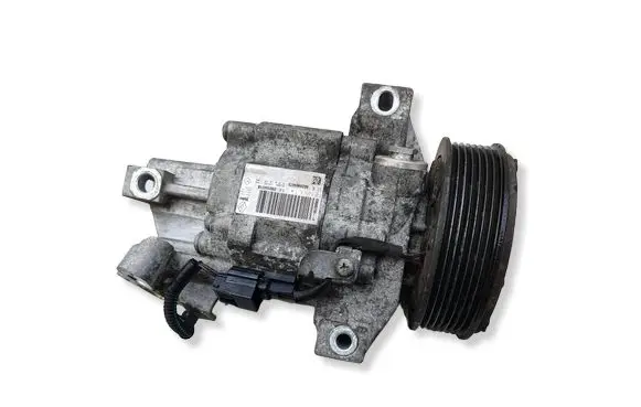 Dacia Logan II Air conditioning (A/C) compressor (pump) 926000216R
