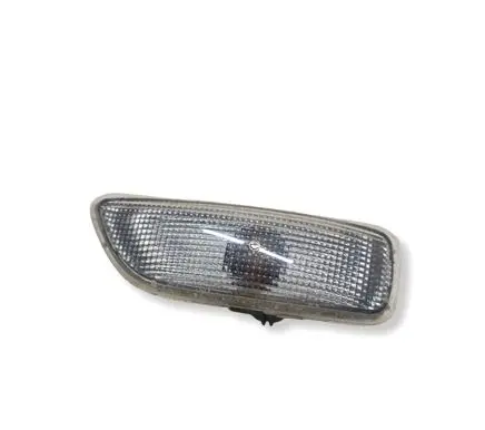 Volvo S60 Front fender indicator light 083731401 E461249
