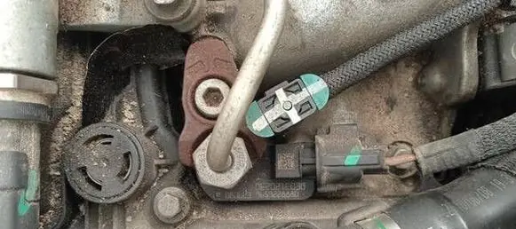 Citroen C5 Fuel injector 9659228880
