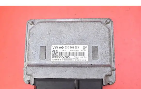 Skoda Fabia Mk2 (5J) Engine control unit/module ECU 03D906023