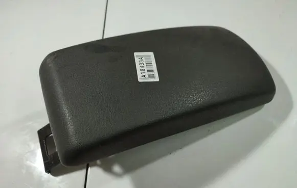 Peugeot 407 Armrest 