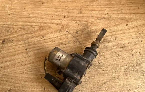 Opel Ascona C Central locking motor 5045688 8014996