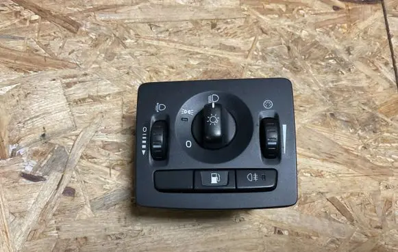 Volvo V50 Light switch 30739298 19206