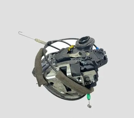 Toyota Corolla Verso AR10 Rear door lock B267