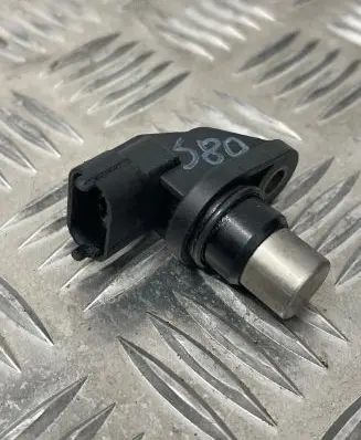Volvo S80 Camshaft position sensor 8631533 057130767 097306560