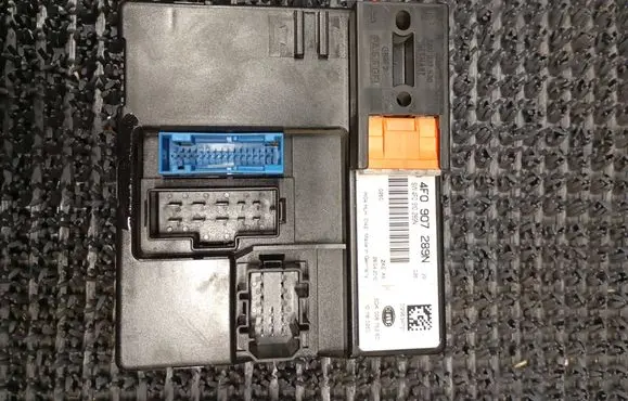 Audi A6 S6 C6 4F Comfort/convenience module 4F0907289N 4F0910289N 5DK00876250