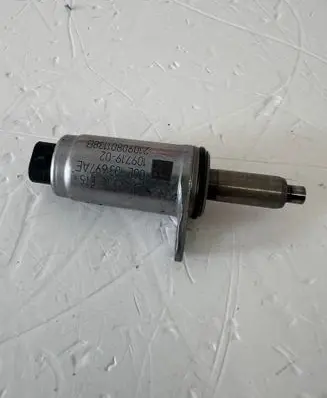 Audi Q3 F3 Camshaft vanos timing valve 06E103697AE