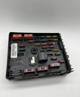 Volkswagen PASSAT B6 Fuse module 3C0937125 63592717