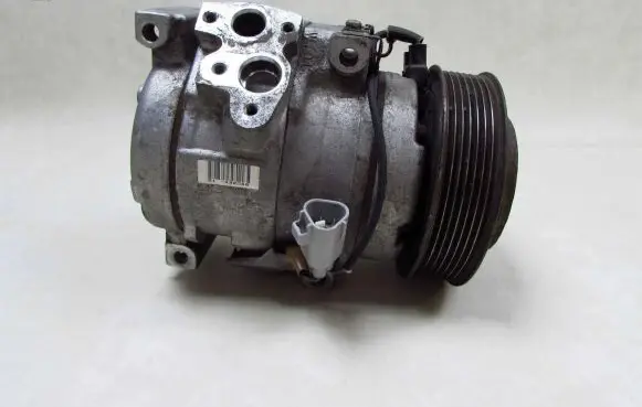 Toyota Hilux (N140, N150, N160, N170) Air conditioning (A/C) compressor (pump) 447220-4242 53351