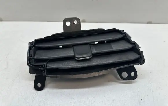 Chevrolet Malibu Dashboard side air vent grill/cover trim 22950616
