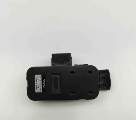 Lexus RX 450H Air quality sensor 0136500040
