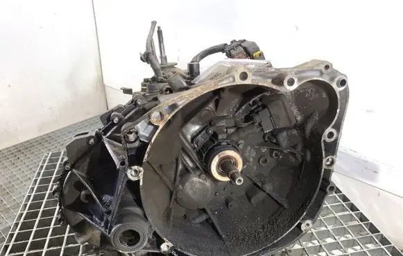 Citroen C4 I Picasso Manual 5 speed gearbox 9682173310