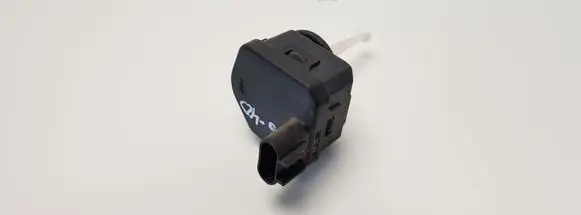 Volvo S40, V40 Headlight level adjustment motor 007878