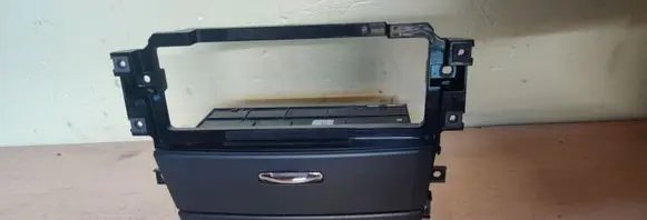 KIA Sorento Glove box central console 845703E00