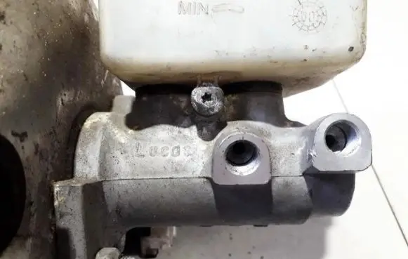 Mercedes-Benz A W168 Master brake cylinder 320668682