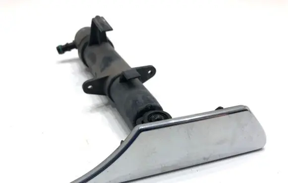 Ford Kuga I Headlight washer spray nozzle