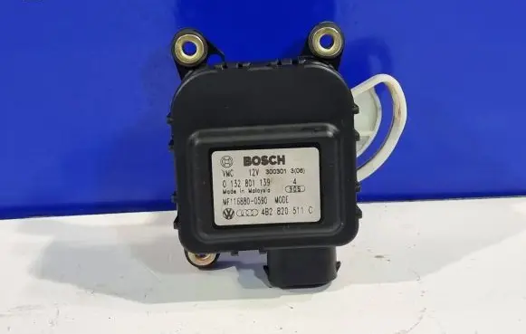 Audi A6 S6 C5 4B Intake manifold valve actuator/motor 4B2820511C