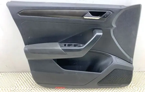 Volkswagen T-Roc Front door card panel trim