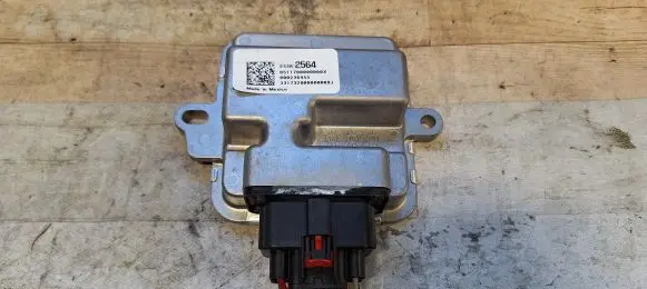 Chevrolet Cruze II Fuel injection pump control unit/module 23382564