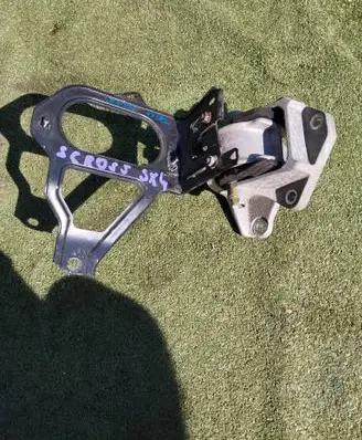 Suzuki SX4 S-Cross Engine mount vacuum valve 