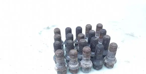 Audi A4 S4 B6 8E 8H Nuts/bolts 