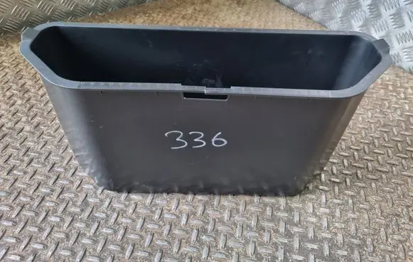 Ram 1500 Tool box 5YM16TRMAA 5TM16TX7AA