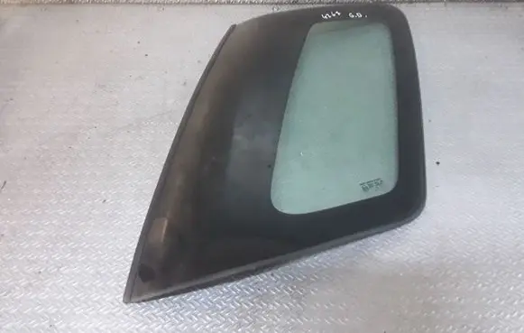 Suzuki SX4 Rear side window 
