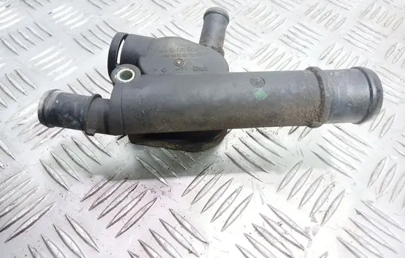 Seat Ibiza III (6L) Engine coolant pipe/hose 038121132D