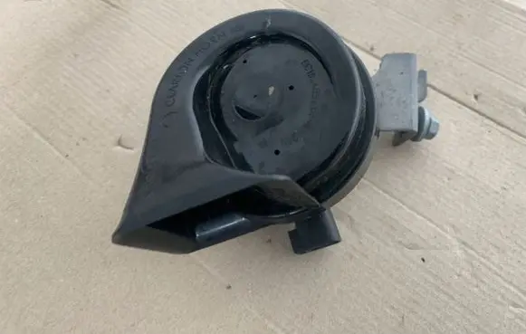 Ford Mustang V Horn signal