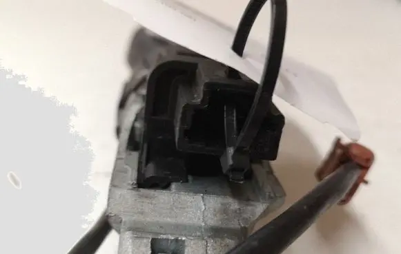 Citroen C5 Ignition lock 9648445180