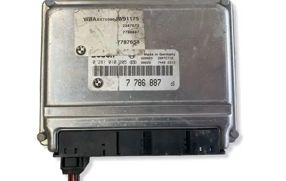 BMW 3 E46 Engine control unit/module 7786887