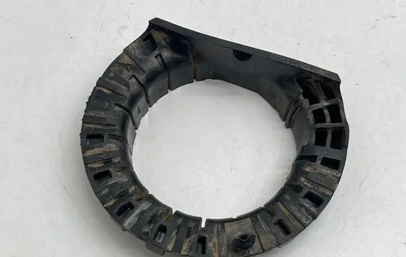 Jeep Wrangler Coil spring mount 68342250AC