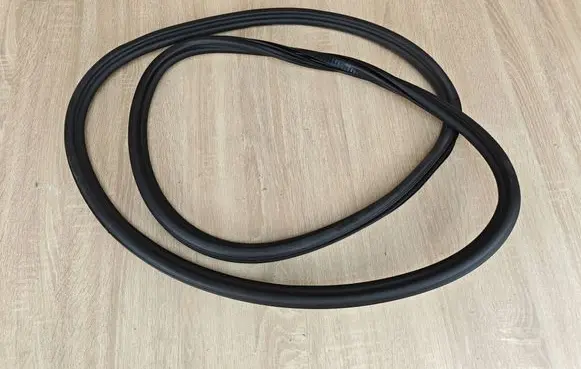 Audi A6 C7 Rubber seal rear door 4G5833721A