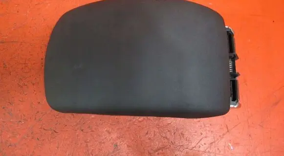 Citroen DS4 Armrest 10002443