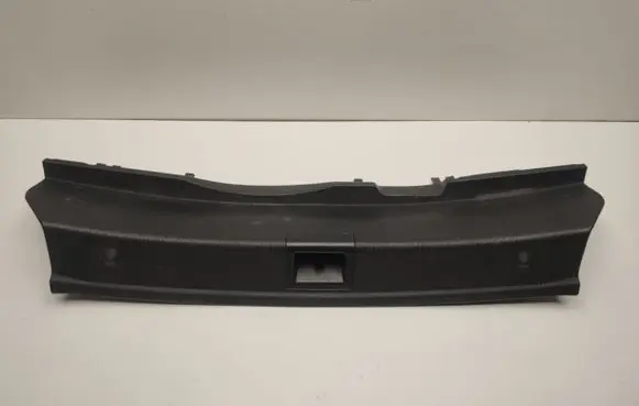 Mercedes-Benz C W204 Trunk/boot sill cover protection a2046900825