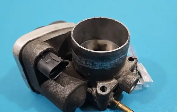 Renault Megane II Throttle body valve 8200190230 IMPRK1552090
